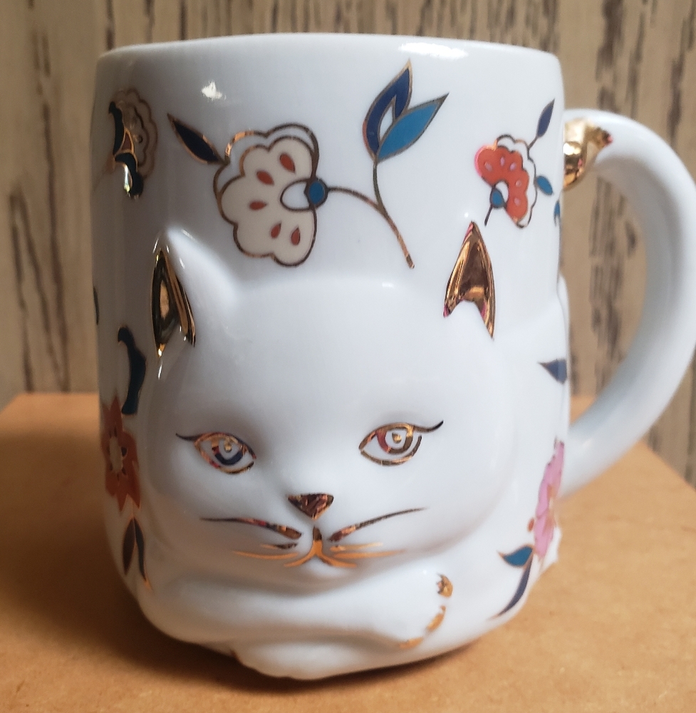 Fairy Cat Cup 3D Shape Real Gold Detail Henriksen Imports Japan Made Porcelain